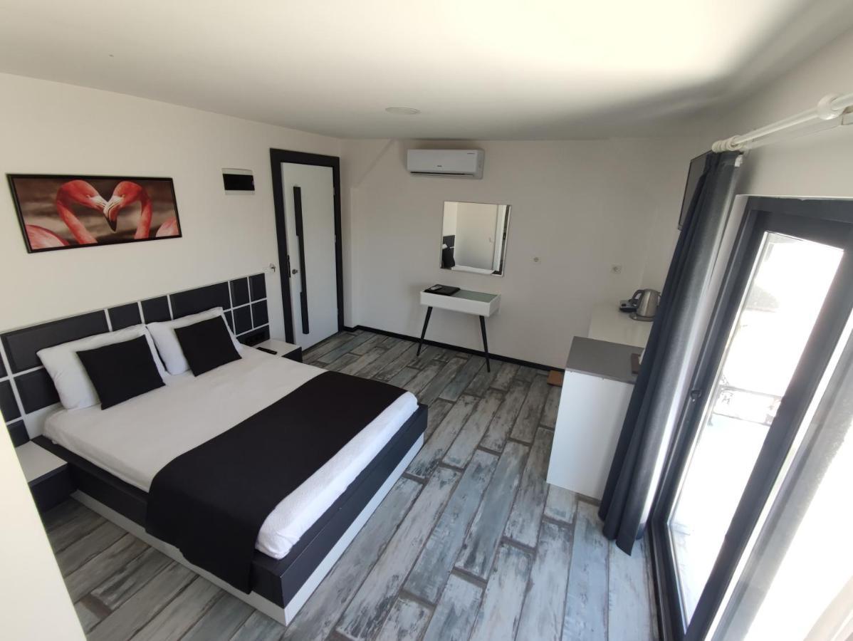 Wb Weekend Otel Bodrum ภายนอก รูปภาพ