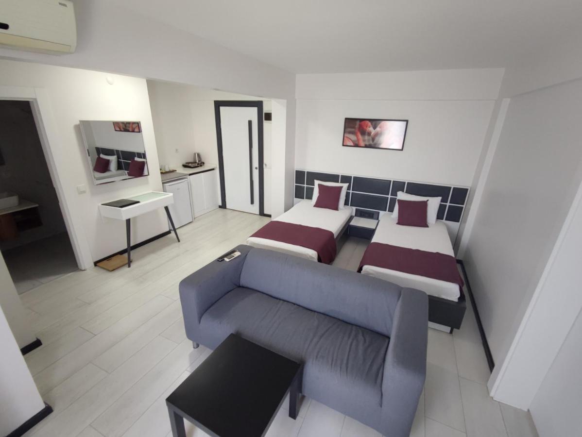 Wb Weekend Otel Bodrum ภายนอก รูปภาพ